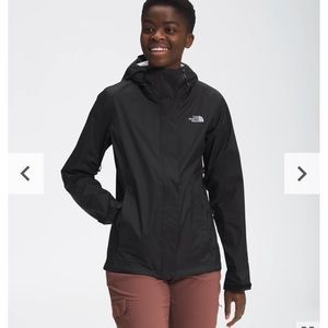 Size  XXL The North Face Woman’s Rain Jacket